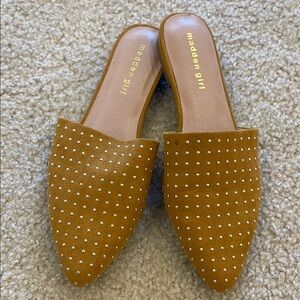Steve Madden mustard color gold studded mules